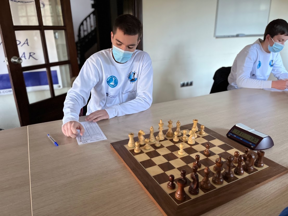 Valiosa vitoria do “Xadrez: Estratexia pola Paz” en Ourense.